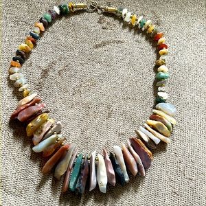 Pure stone vintage necklace.. just beautiful!